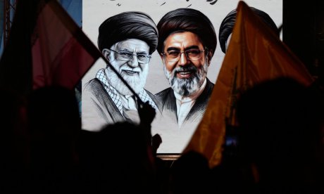 Telegraph - Ηχητικό ντοκουμέντο: Πώς ο Μοτζτάμπα Χαμενεΐ γλίτωσε τον θάνατο για λίγα δευτερόλεπτα