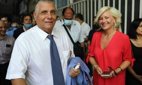 Ελεύθερη με περιοριστικούς όρους η Μαρία Καρρά, χήρα του Γιώργου Τράγκα