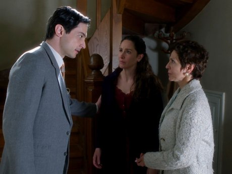 Η εξομολόγηση του πιο μεγάλου μυστικού στον Άγιο Έρωτα στον πιο ακατάλληλο άνθρωπο