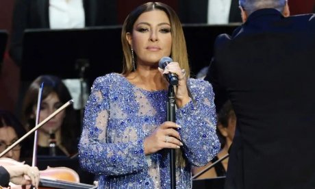 «Δεν βρίσκομαι στο νοσοκομείο» - Η Έλενα Παπαρίζου ξεκαθαρίζει για την κατάσταση της υγείας της