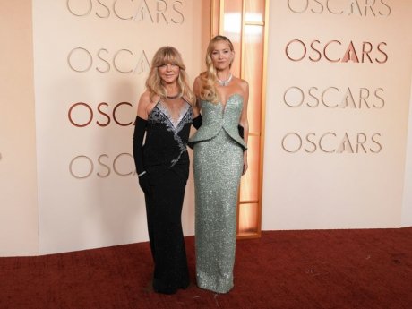 Παντρεύεις την κολλητή σου φέτος; Aυτά τα looks των Όσκαρ θα σου δώσουν το κατάλληλο inspo