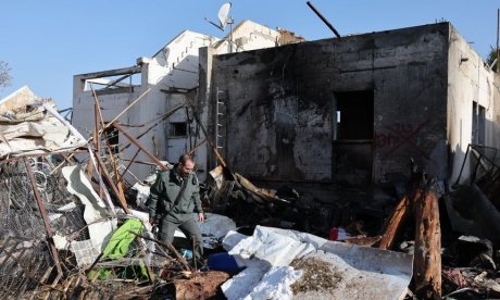 Liveblog: Ιρανικός βαλλιστικός πύραυλος έριξε βόμβες διασποράς στο κέντρο του Ισραήλ, λένε ΜΜΕ