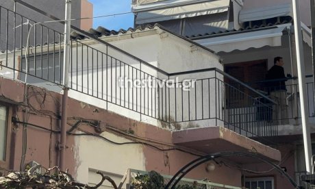 Θεσσαλονίκη: Ημίγυμνη και με ζώνη στον λαιμό βρέθηκε νεκρή η 59χρονη στον Εύοσμο