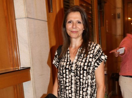 Από τις Σαββατογεννημένες & τους Συμμαθητές, στους Σούπερ Ήρωες: Η Ράνια Σχίζα επιστρέφει στην TV