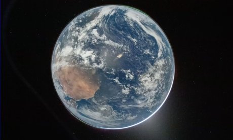 Artemis II: «Γεια σου Κόσμε» - Η θεαματική πρώτη εικόνα της Γης από το ταξίδι στη Σελήνη