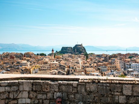 Κέρκυρα για Πάσχα: Η επιλογή της Σίσσυς Χρηστίδου είναι ιδανική και αυτοί είναι οι λόγοι