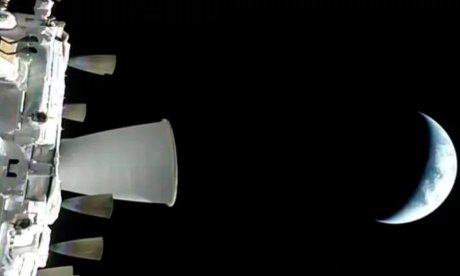 Artemis II: Νέες εντυπωσιακές εικόνες από το ταξίδι γύρω από τη Σελήνη