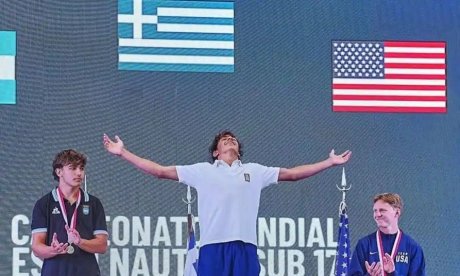 Γιάννης Κουσαθανάς: Στέφθηκε παγκόσμιος πρωταθλητής στο θαλάσσιο σκι