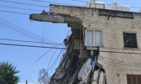 Τραγωδία στην Κύπρο: Ανασύρθηκε νεκρός άνδρας από την κατάρρευση του διώροφου κτηρίου