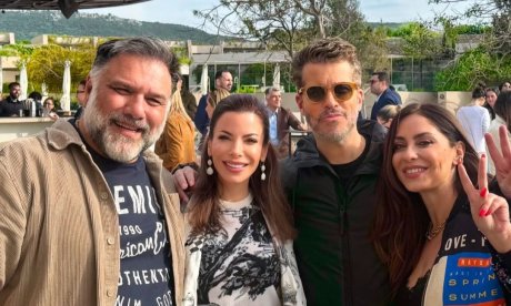 Χάρης & Αντελίνα Βαρθακούρη: Έκαναν Πάσχα στη Μεσσηνία με τον Αρναούτογλου και την Αντωνίου