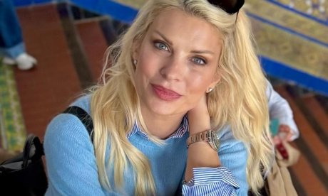 Ελένη Μενεγάκη: Οι νέες φωτό από τις διακοπές της στην Ισπανία! Με wet look και το μαγιό της