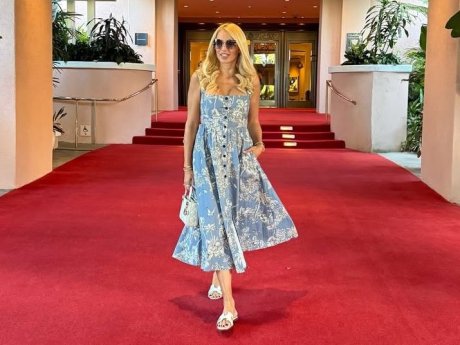 Κωνσταντίνα Σπυροπούλου: Το viral στιγμιότυπο με την Alessandra Ambrosio και η aerial yoga