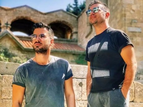 Λάμπρος Τσιμιτσέλης: Τα τρυφερά λόγια για τον αδερφό του, Γιάννη, στη σπάνια κοινή τους εμφάνιση