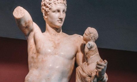 Σαν σήμερα: Η ανακάλυψη που συγκλόνισε την αρχαιολογία - Ο Ερμής του Πραξιτέλη στην Ολυμπία
