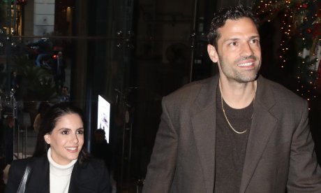 Αλεξάνδρα Νίκα: Η νέα φωτογραφία με φουσκωμένη κοιλίτσα & το απίθανο στιλ για βόλτα στην πόλη