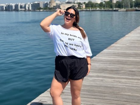 Στη «bride era» της η Δανάη Μπάρκα αποκάλυψε το ψέμα που λέγεται για τον γάμο και τον Φάνη Μπότση