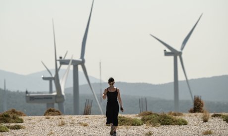 Νέο χωροταξικό για ΑΠΕ: Απαγορευτικό για ανεμογεννήτριες σε Αττική, Θεσσαλονίκη - Όλες οι αλλαγές