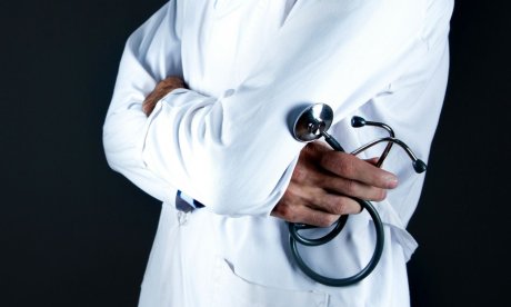 Γιατρός καταγράφηκε σε βίντεο να ζητάει «φακελάκι» - Άμεση απομάκρυνση ζήτησε ο Άδωνις Γεωργιάδης