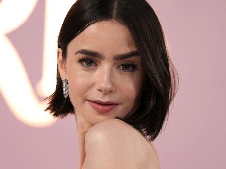 Emily in Paris goes to Mykonos και το (μαύρο) μανικιούρ της ήταν μεγάλη έκπληξη!