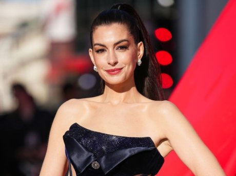 Η Anne Hathaway αποκάλυψε πως υπήρξε τυφλή για μια 10ετία κι έστειλε ένα μήνυμα