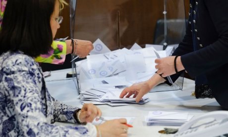 Δημοσκόπηση Real Polls: Προβάδισμα ΝΔ με 13,4 μονάδες – Δεύτερος ο Τσίπρας, τρίτη η Καρυστιανού