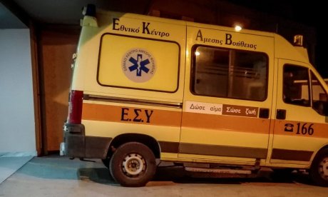 Τροχαίο δυστύχημα στην Καλλιθέα: Έκανε σούζα ο μοτοσικλετιστής που παρέσυρε πεζή και σκοτώθηκε