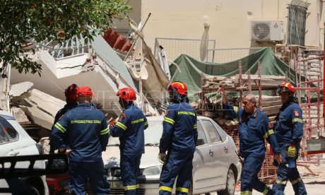Πετράλωνα: «Και η Πίζα γέρνει, αλλά δεν πέφτει» – Η φράση μηχανικού λίγο πριν πέσει η πολυκατοικία