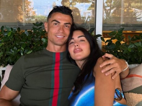 Όταν έκλαψε ο Ronaldo: «Ο θρύλος συνεχίζεται» απάντησε η σύντροφος του μετά την ήττα στο Μουντιάλ