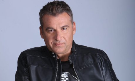 Γιάννης Λιάγκας: Μεγάλωσε και έφτασε τον μπαμπά του σε ύψος – Η καλοκαιρινή στιγμή τους