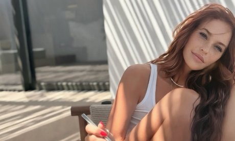 Η Σίσσυ Χρηστίδου είναι στη Λέρο και το πιάτο της δεν θες να το φας αλλά να το… χαζεύεις!