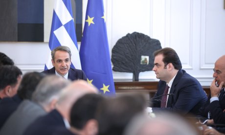 Μέτρα ΔΕΘ: Αυξήσεις - έκπληξη στις συντάξεις - Τι θα πάρουν μικρομεσαίοι, επαγγελματίες, νοικοκυριά