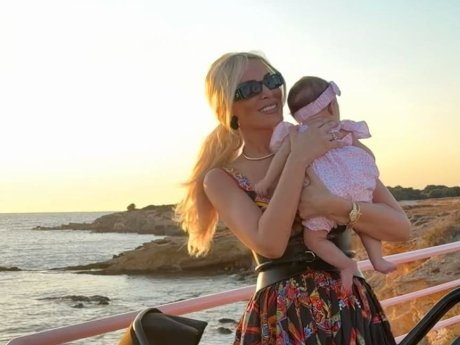 Η Κατερίνα Καινούργιου εκπλήρωσε το τάμα για την κόρη της Ξένια: Το προσκήνυμα & το «ευχαριστώ»