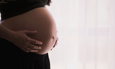 Καλλιθέα: Άγριος ξυλοδαρμός στην έγκυο πρώην σύντροφό του - Απεβίωσε το έμβρυο