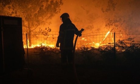 «Δεν μπορούμε να σβήσουμε τη φωτιά»: Παρέδωσαν τα «όπλα» οι πυροσβέστες στη Μαδρίτη