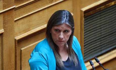 Επεισόδιο Κωνσταντοπούλου – Πολύζου στη Βουλή: Η πρόεδρος της Πλεύσης κάλεσε την Άμεση Δράση
