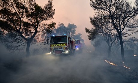 LIVE BLOG: Στη Λούμπα εστιάζουν οι προσπάθειες πυρόσβεσης - Αγωνία για αναζωπυρώσεις το μεσημέρι