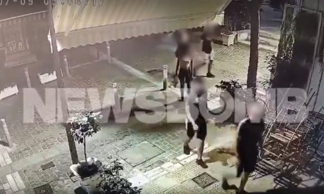 Αθήνα: Οι Ρομά με τα πατίνια παρίσταναν τα ερωτευμένα ζευγάρια και «χτυπούσαν» επιχειρήσεις – Βίντεο