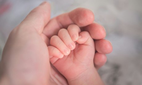 Βόλος: Στο νοσοκομείο μεγαλώνουν δύο δίδυμα βρέφη - Αφαιρέθηκε η γονική εποπτεία από τη μητέρα