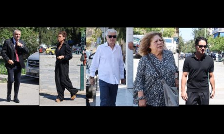 Το τελευταίο «αντίο» στον Νίκο Καλογερόπουλο από τους επώνυμους φίλους και συναδέλφους του