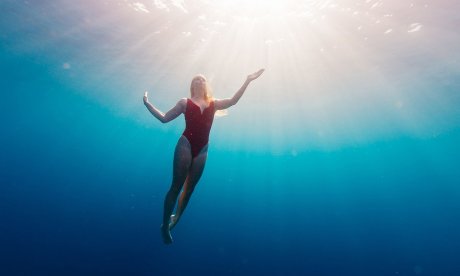 Ημερήσιες Προβλέψεις για όλα τα Ζώδια, 13/08/26: Οι συζητήσεις μας φέρνουν πιο κοντά