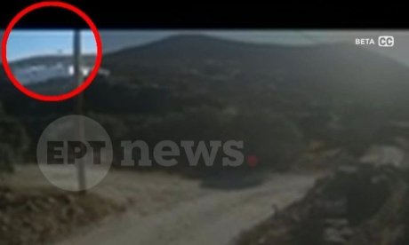 Τραγωδία στη Σίφνο: Τρεις νεκροί από τη συντριβή ιδιωτικού ελικοπτέρου – Δείτε το βίντεο ντοκουμέντο