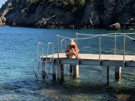 Το ταξίδι της Αμαλίας Κωστοπούλου στην Ιταλία είναι το απόλυτο luxury Eurosummer moodboard