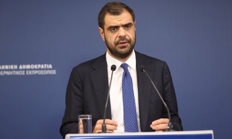Μαρινάκης για Τσίπρα: «Παραμένει ίδιος και απαράλλαχτος - Τίναξε την μπάνκα στον αέρα»