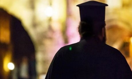 Γρεβενά: Παντρεμένος, πολύτεκνος και με εγγόνια ο ιερέας που κατηγορείται για revenge porn