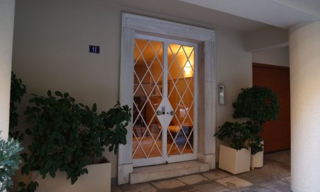Θάνατος Μαζωνάκη: Κατασχέθηκαν δύο φιαλίδια από το ιατρείο της Καρνεάδου