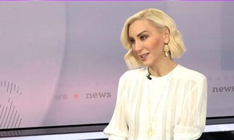 Αντριάνα Παρασκευοπούλου: Το τηλεφώνημα για το ατύχημα του γιου της 3 λεπτά πριν βγει στις ειδήσεις
